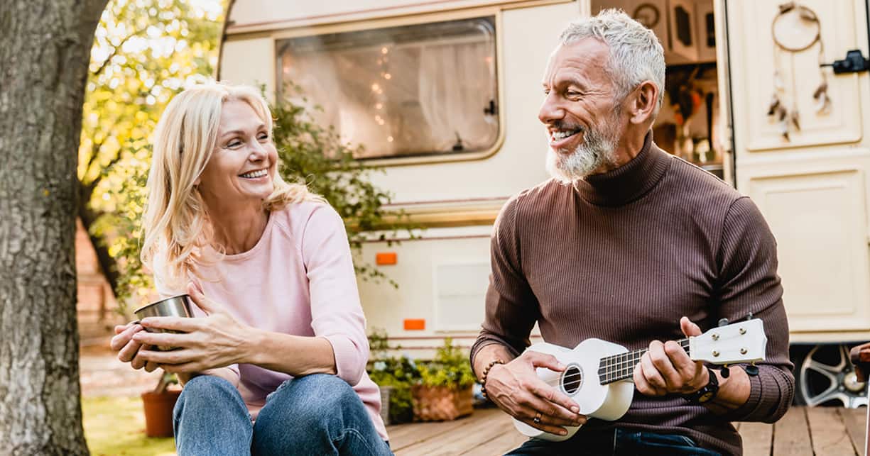 Couple Small Guitar
