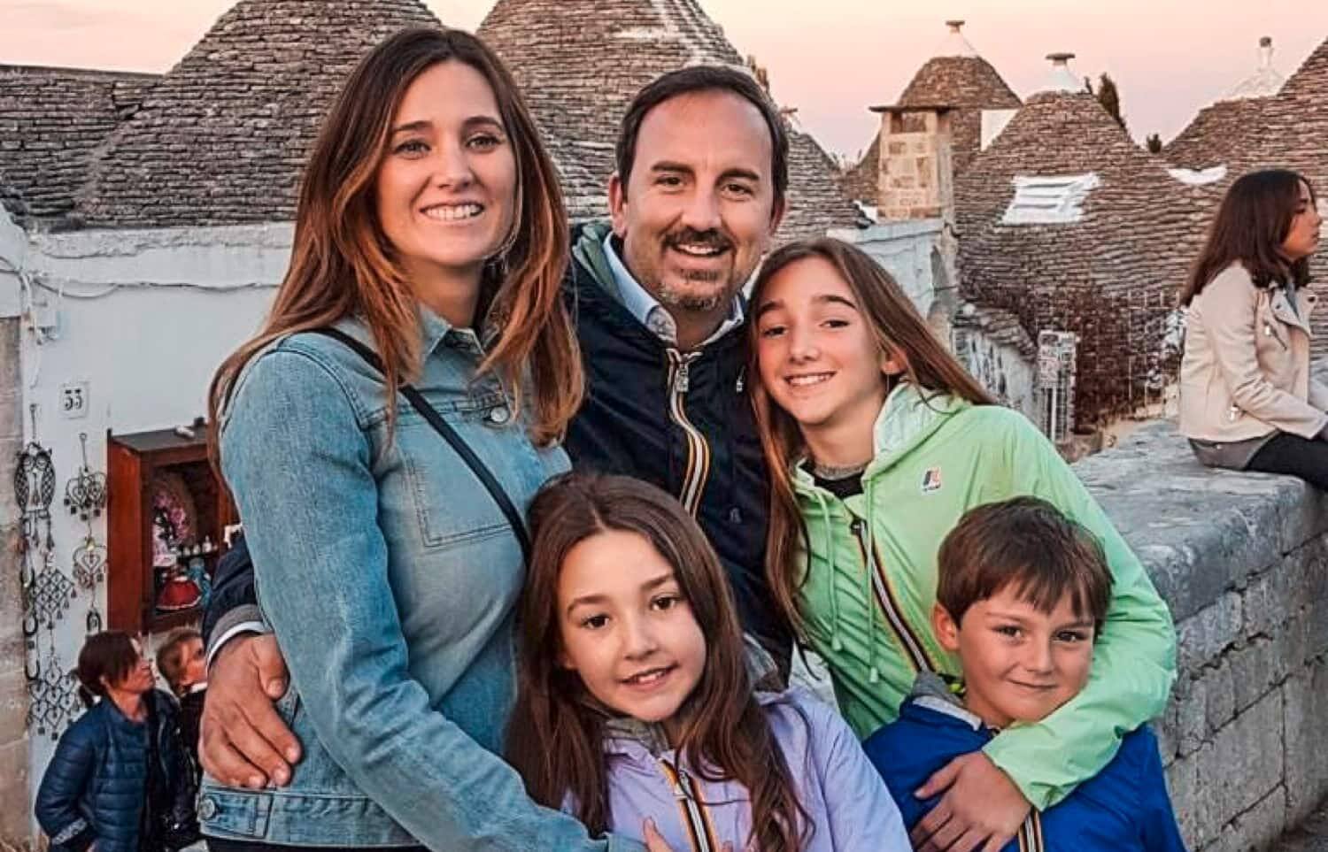 Piero Abbate avec son épouse et leurs trois enfants.