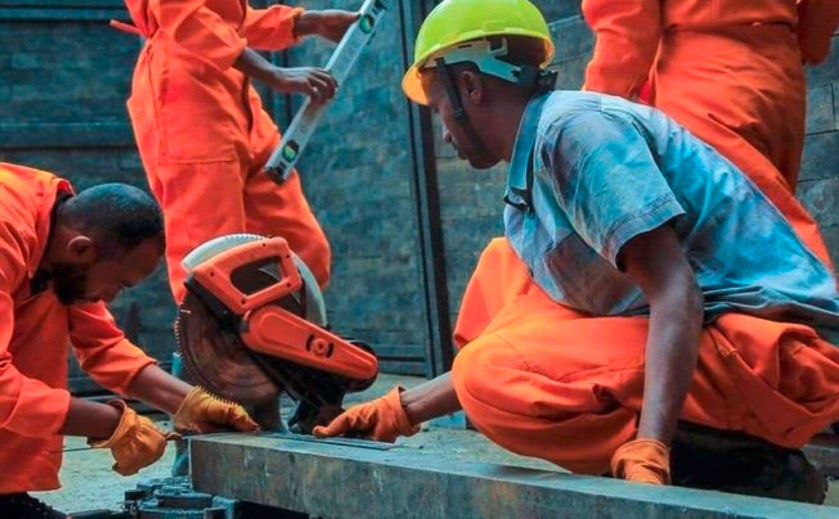 Des bâtiments à partir de déchets plastique