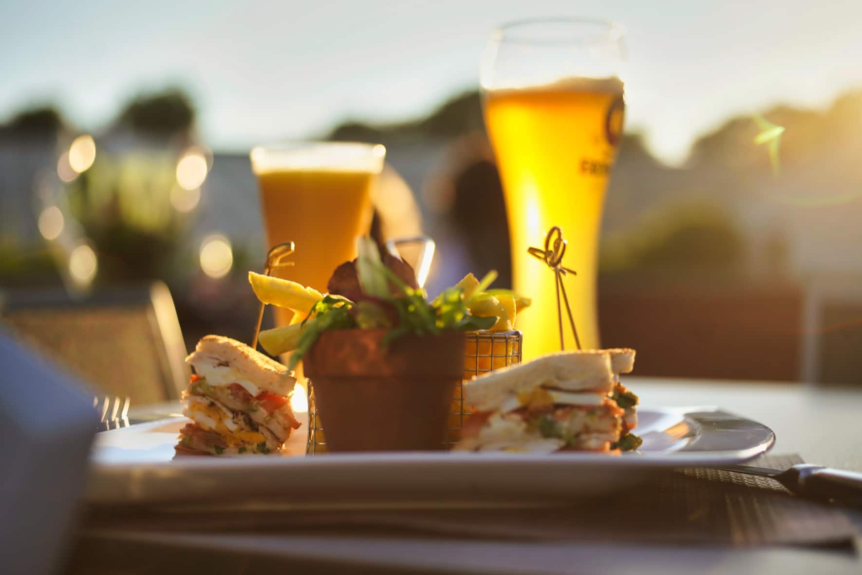 Le restaurant du club est tenu par le chef Thomas Duchemin.