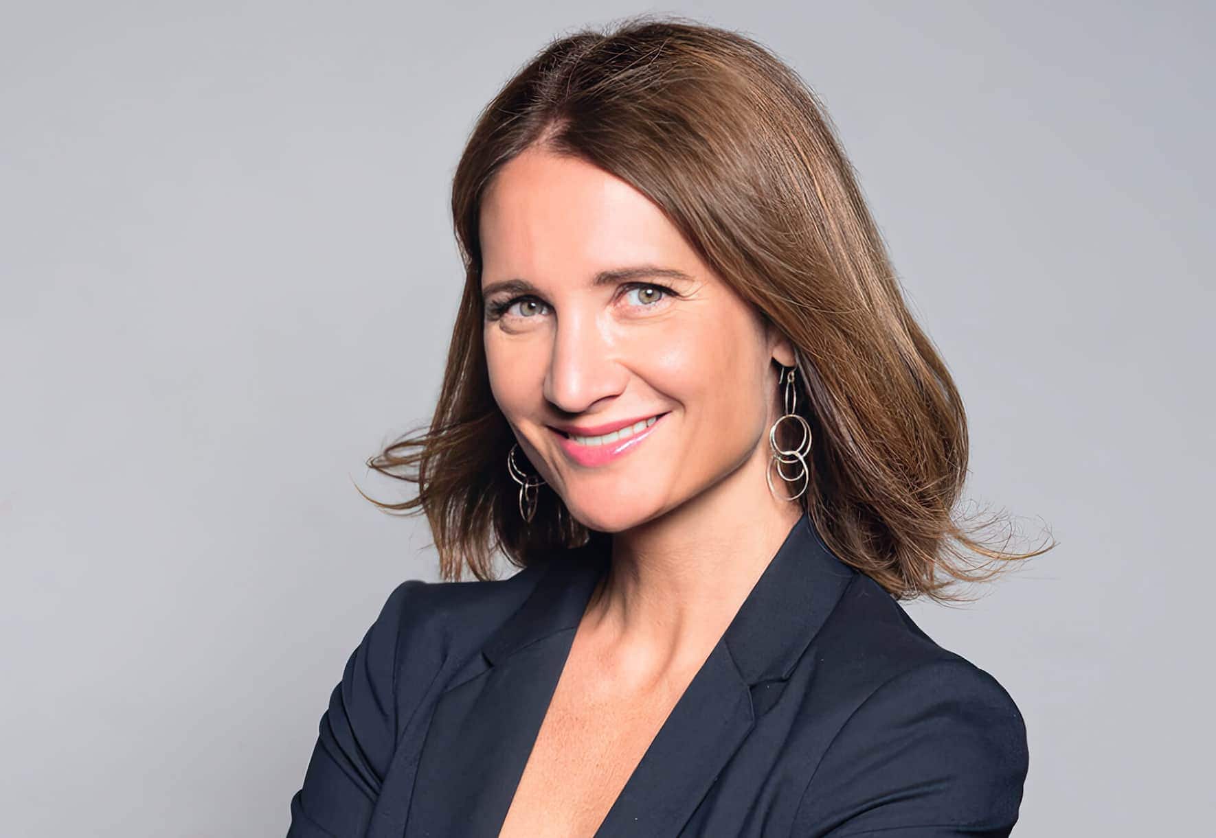 Spécialiste en gestion du personnel, Evelyn Wenzel.