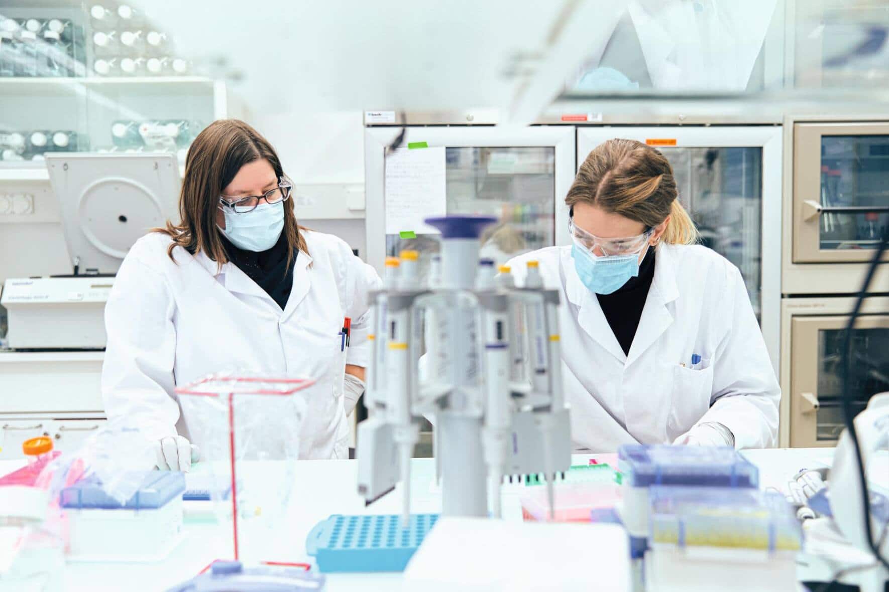 Grâce aux technologies et aux méthodes de traitement innovantes, Novartis occupe le 2e rang.