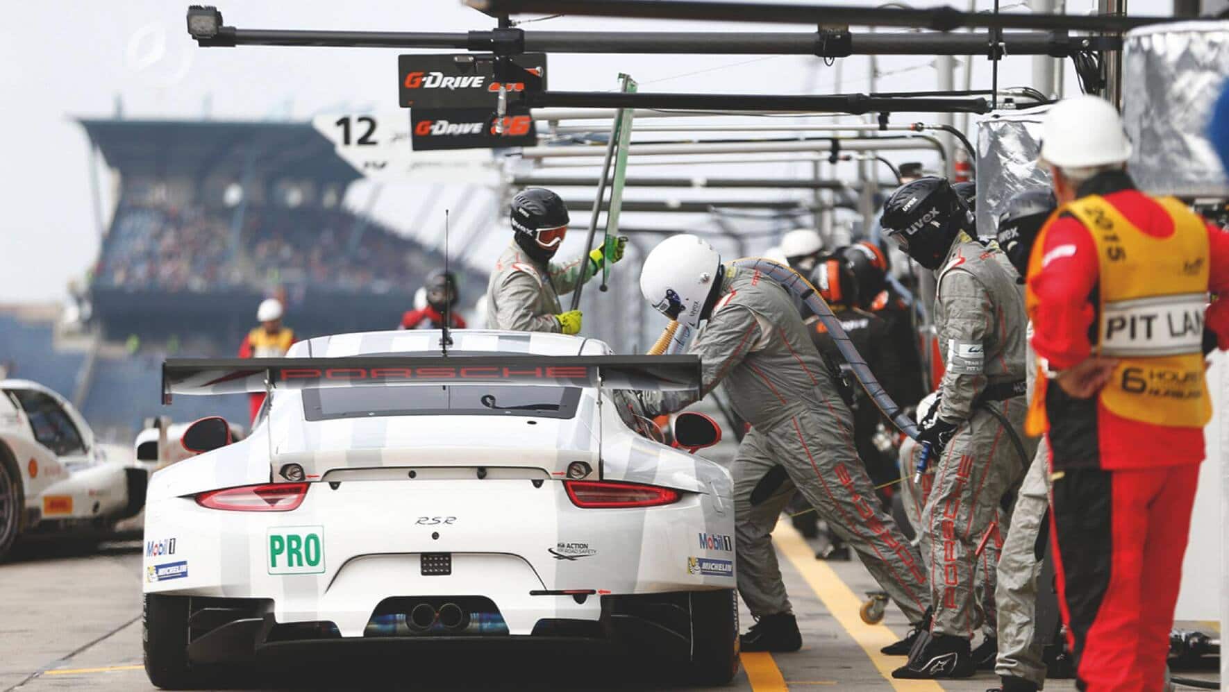 Conçue pour les courses automobiles.