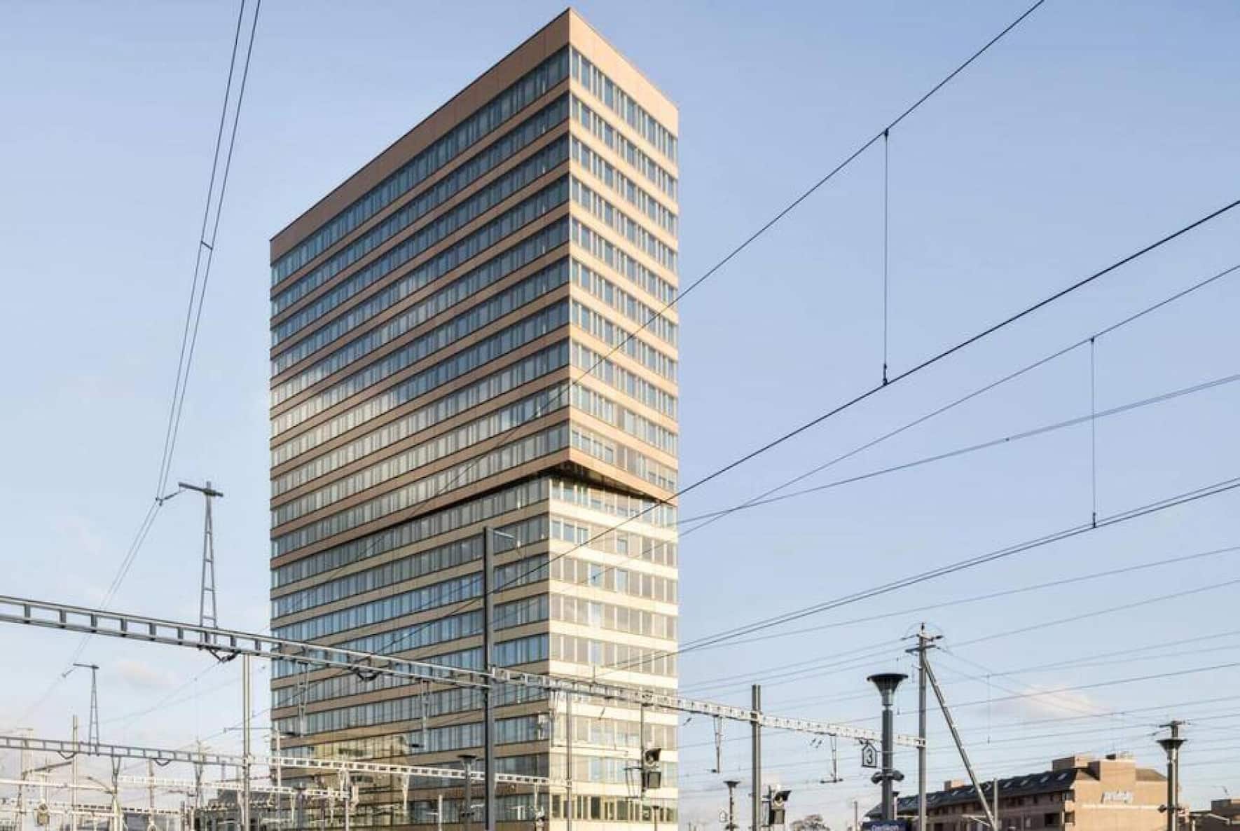 AI Tower : Dans la tour Andreas à Zurich-Oerlikon résident, outre l'EPFZ AI Center, d'autres institutions d'IA comme Magic Leap ou le Swiss Data Science Center.