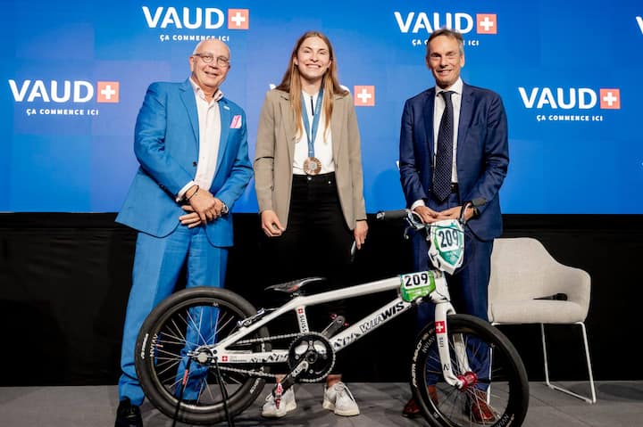 Michel Rochat, Vaud Promotion, la cycliste BMX Zoé Claessens et Christophe De Kepper, CIO