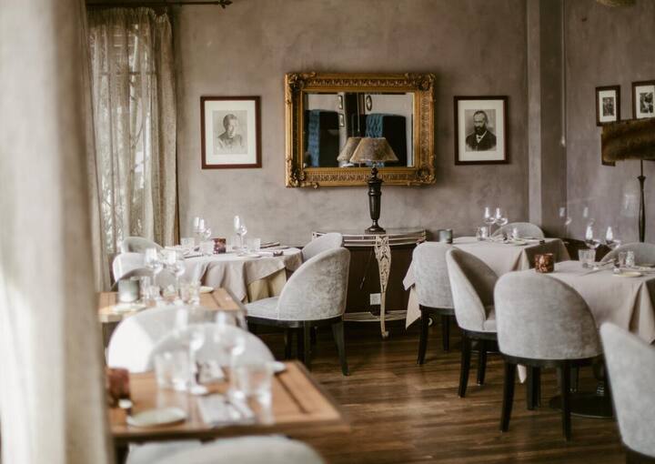 Hôtel Bella Tola - salle à manger