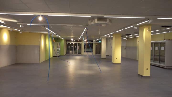 Le magasin pendant les rénovations.