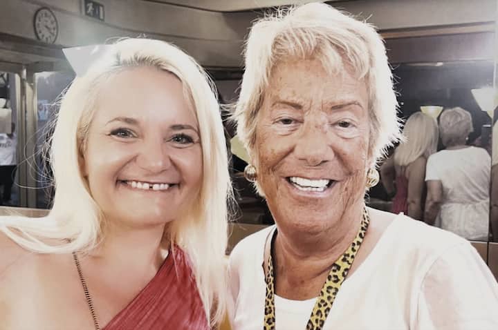 Claire-Lise Rimaz à Locarno, avec Carla Del Ponte. 