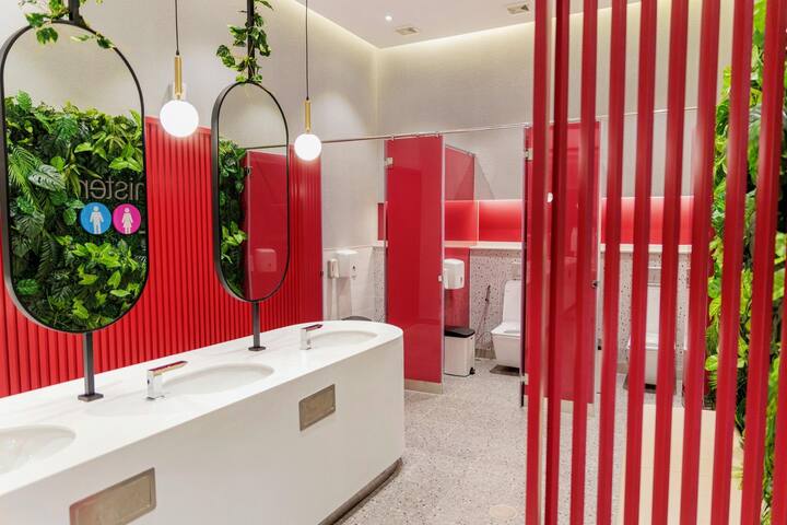 L’entreprise emploie 140 personnes, dont 110 sont du personnel de nettoyage.