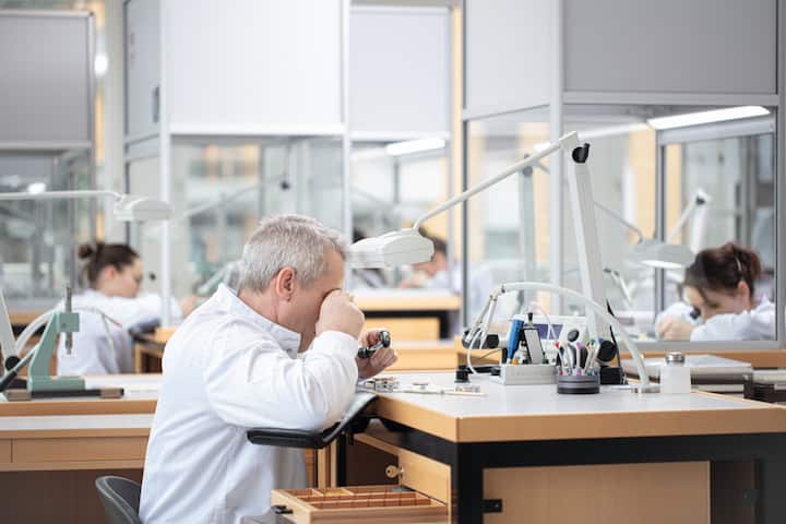 Raymond Weil atelier