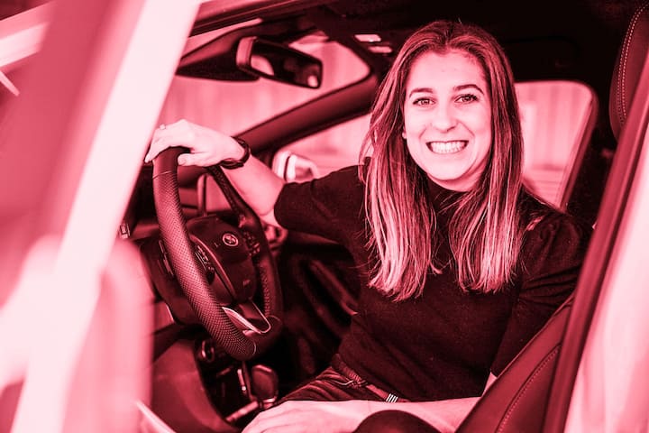 <p>Léa Miggiano est la cofondatrice et le visage médiatique de Carvolution.</p>