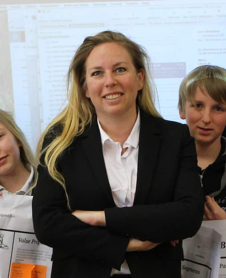 file6z2xgl11ro11iwevs4ab